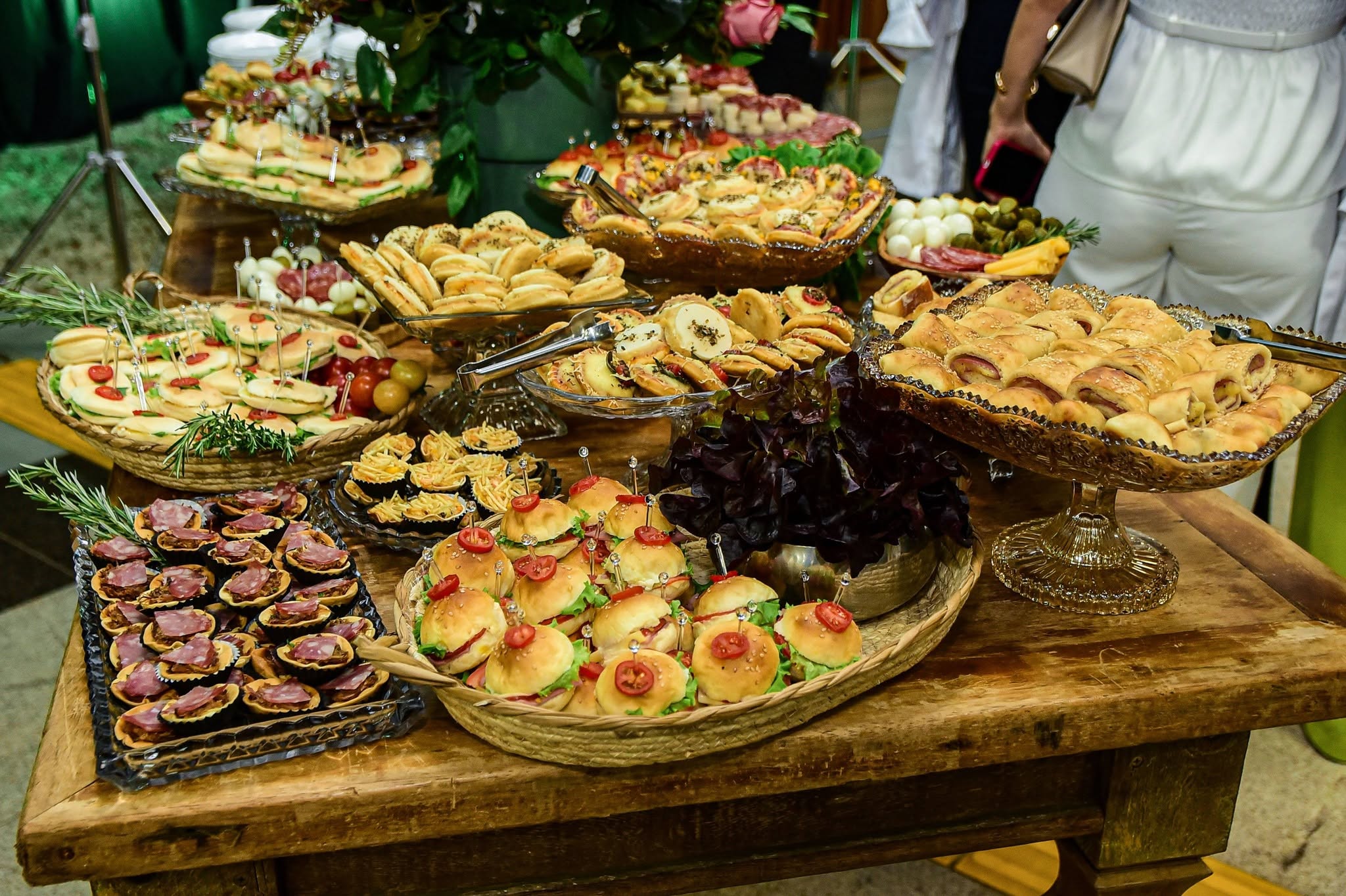 Mesa farta de evento